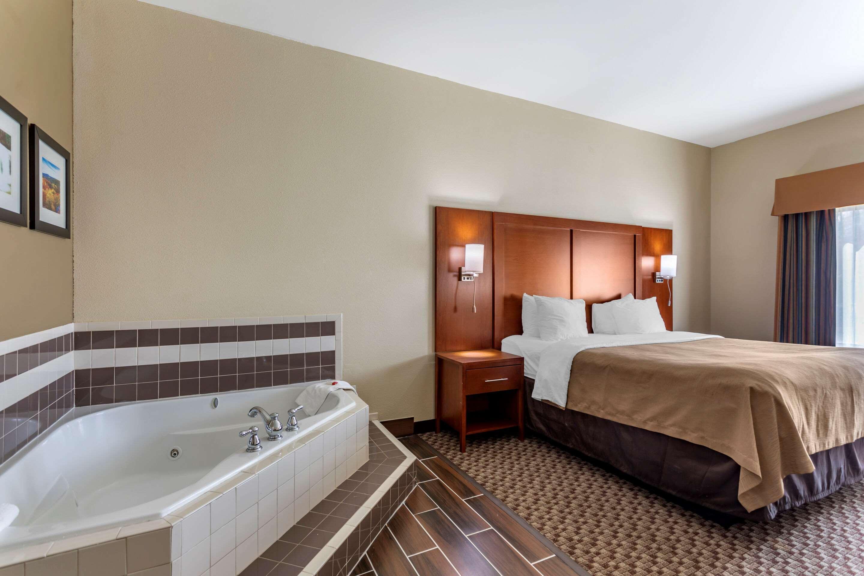 Comfort Inn & Suites Carbondale University Area Exteriér fotografie